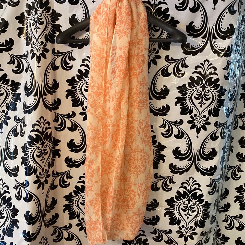 Infinity scarf